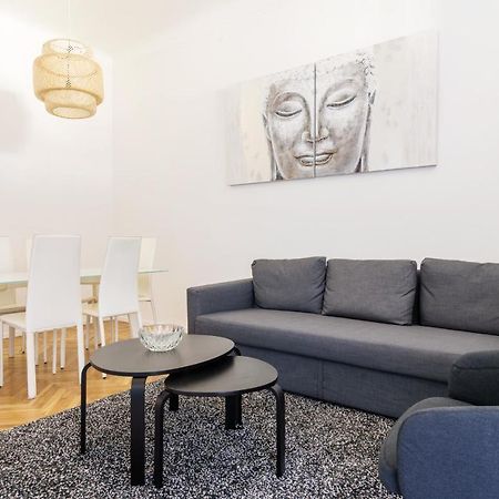 Hemeras Boutique Homes Luxury 4Bdr Close to Duomo Milán Exterior foto